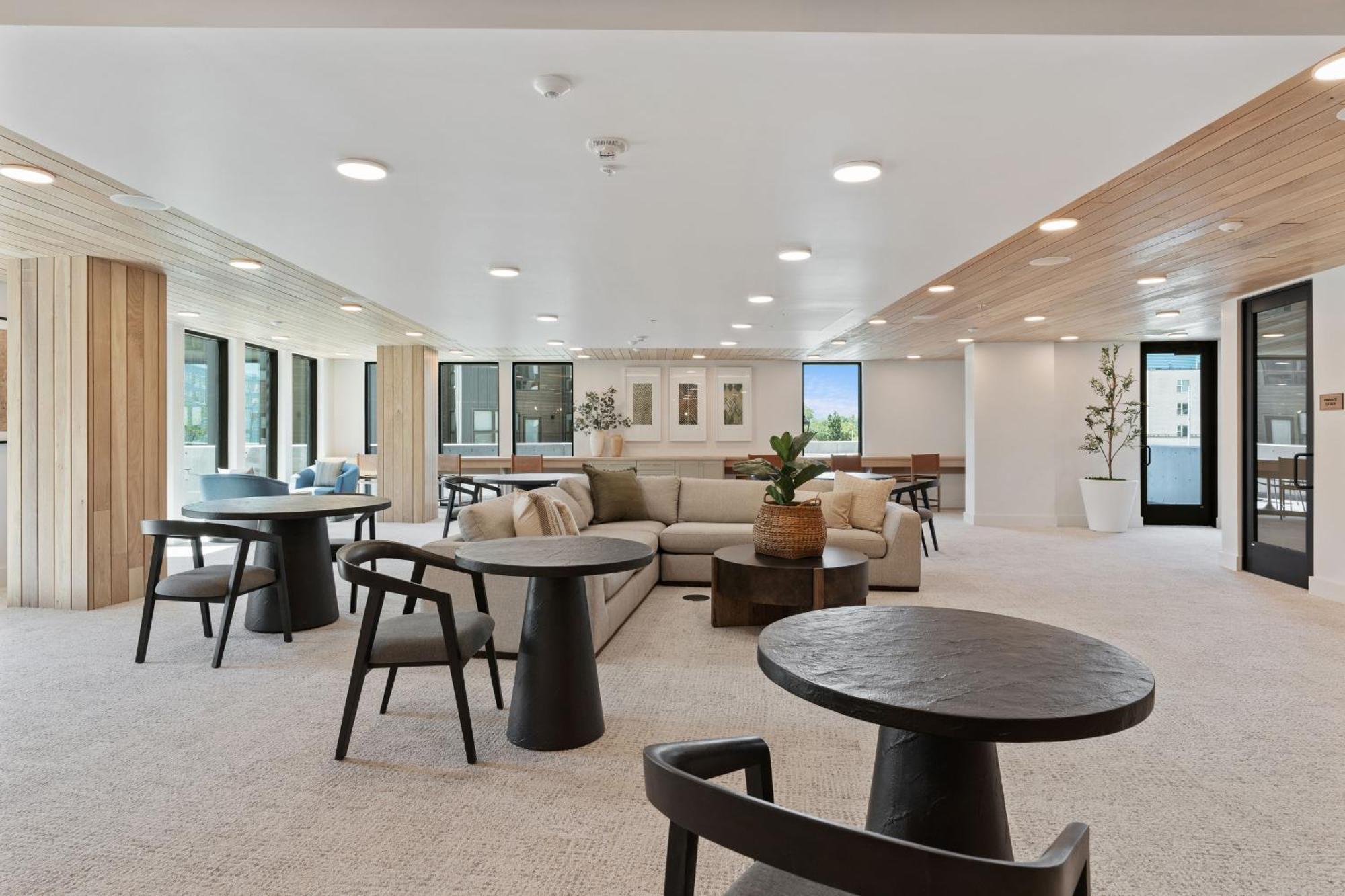 Outstanding Amenities-New Complex- Downtown Luxury Apartment ซอลต์เลคซิตี้ ภายนอก รูปภาพ