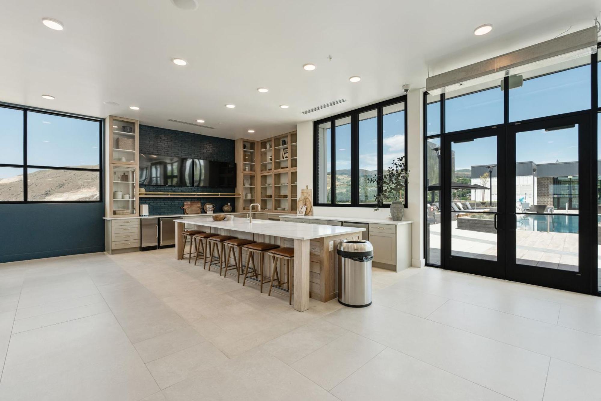 Outstanding Amenities-New Complex- Downtown Luxury Apartment ซอลต์เลคซิตี้ ภายนอก รูปภาพ