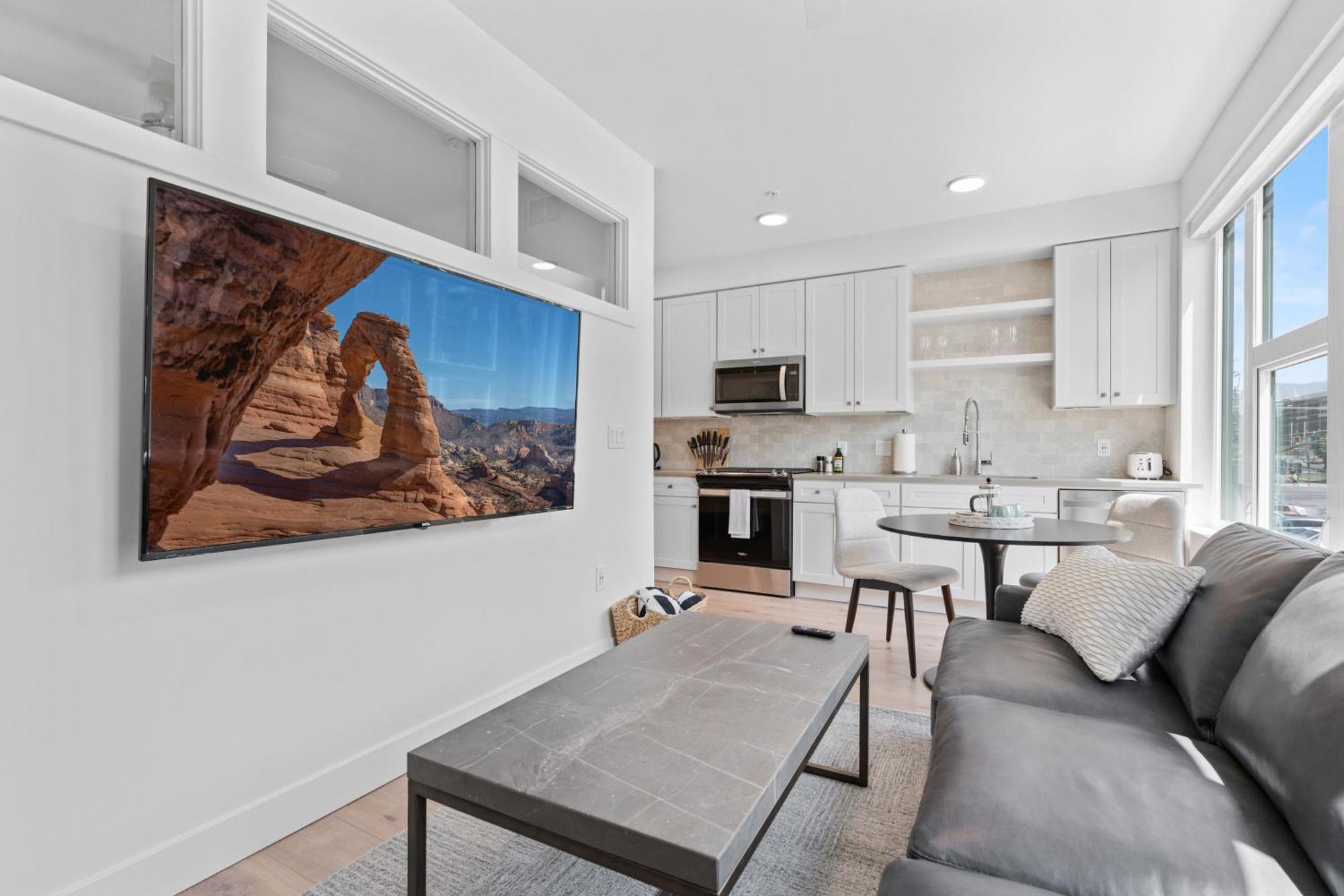 Outstanding Amenities-New Complex- Downtown Luxury Apartment ซอลต์เลคซิตี้ ภายนอก รูปภาพ